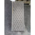 FREIGHTLINER CASCADIA 113 STEP, DECK (CATWALK) thumbnail 1