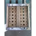 FREIGHTLINER CASCADIA 113 TANK STEP thumbnail 2