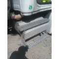 FREIGHTLINER CASCADIA 113 TOOL BOX thumbnail 1
