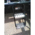 FREIGHTLINER CASCADIA 125 2018UP FRAME STEP thumbnail 1