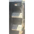 FREIGHTLINER CASCADIA 125 EVOLUTION FRAME STEP thumbnail 1