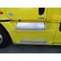 FREIGHTLINER CASCADIA 125 CAB SKIRTSIDE FAIRING thumbnail 1