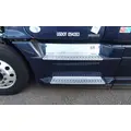 FREIGHTLINER CASCADIA 125 CAB SKIRTSIDE FAIRING thumbnail 1