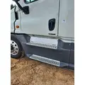 FREIGHTLINER CASCADIA 125 CAB SKIRTSIDE FAIRING thumbnail 1