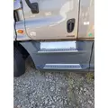 FREIGHTLINER CASCADIA 125 CAB SKIRTSIDE FAIRING thumbnail 1