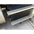 FREIGHTLINER CASCADIA 125 CAB STEP thumbnail 1