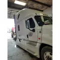 FREIGHTLINER CASCADIA 125 CAB thumbnail 2