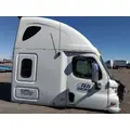 FREIGHTLINER CASCADIA 125 CAB thumbnail 4