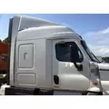 FREIGHTLINER CASCADIA 125 CAB thumbnail 3