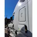 FREIGHTLINER CASCADIA 125 CAB thumbnail 3