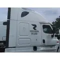 FREIGHTLINER CASCADIA 125 CAB thumbnail 4