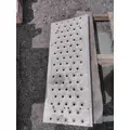 FREIGHTLINER CASCADIA 125 DECK (CATWALK) STEP thumbnail 1