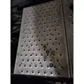 FREIGHTLINER CASCADIA 125 DECK (CATWALK) STEP thumbnail 1