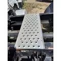 FREIGHTLINER CASCADIA 125 DECK (CATWALK) STEP thumbnail 1