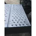 FREIGHTLINER CASCADIA 125 DECK (CATWALK) STEP thumbnail 1