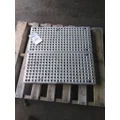 FREIGHTLINER CASCADIA 125 DECK (CATWALK) STEP thumbnail 1