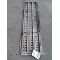 FREIGHTLINER CASCADIA 125 DECK (CATWALK) STEP thumbnail 4