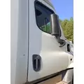 FREIGHTLINER CASCADIA 125 DOOR ASSEMBLY, FRONT thumbnail 1