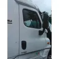 FREIGHTLINER CASCADIA 125 DOOR ASSEMBLY, FRONT thumbnail 1