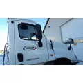 FREIGHTLINER CASCADIA 125 DOOR ASSEMBLY, FRONT thumbnail 1