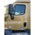 FREIGHTLINER CASCADIA 125 DOOR ASSEMBLY, FRONT thumbnail 1