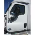 FREIGHTLINER CASCADIA 125 DOOR ASSEMBLY, FRONT thumbnail 1