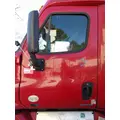 FREIGHTLINER CASCADIA 125 DOOR ASSEMBLY, FRONT thumbnail 1