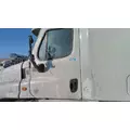 FREIGHTLINER CASCADIA 125 DOOR ASSEMBLY, FRONT thumbnail 1