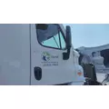 FREIGHTLINER CASCADIA 125 DOOR ASSEMBLY, FRONT thumbnail 1