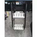 FREIGHTLINER CASCADIA 125 FRAME STEP thumbnail 1