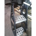 FREIGHTLINER CASCADIA 125 FRAME STEP thumbnail 1