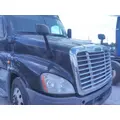 FREIGHTLINER CASCADIA 125 SLEEPER CLOSET thumbnail 5