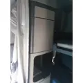 FREIGHTLINER CASCADIA 125 SLEEPER CLOSET thumbnail 1