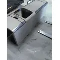 FREIGHTLINER CASCADIA 125 SLEEPER CLOSET thumbnail 3