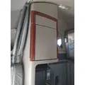 FREIGHTLINER CASCADIA 125 SLEEPER CLOSET thumbnail 1