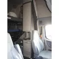 FREIGHTLINER CASCADIA 125 SLEEPER CLOSET thumbnail 1