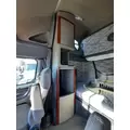 FREIGHTLINER CASCADIA 125 SLEEPER CLOSET thumbnail 1