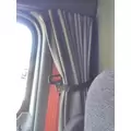 FREIGHTLINER CASCADIA 125 SLEEPER CURTAIN thumbnail 1