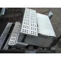 FREIGHTLINER CASCADIA 125 TOOL BOX thumbnail 4
