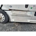 FREIGHTLINER CASCADIA 126 CAB SKIRTSIDE FAIRING thumbnail 1