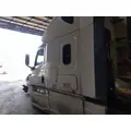 FREIGHTLINER CASCADIA 126 CAB thumbnail 4