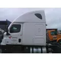 FREIGHTLINER CASCADIA 126 CAB thumbnail 4