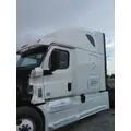 FREIGHTLINER CASCADIA 126 CAB thumbnail 2