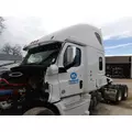 FREIGHTLINER CASCADIA 126 CAB thumbnail 1