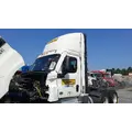 FREIGHTLINER CASCADIA 126 CAB thumbnail 1