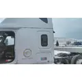 FREIGHTLINER CASCADIA 126 CAB thumbnail 1