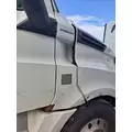 FREIGHTLINER CASCADIA 126 COWL thumbnail 1