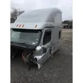 FREIGHTLINER CASCADIA 126 Cab thumbnail 1