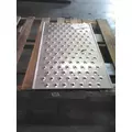 FREIGHTLINER CASCADIA 126 DECK (CATWALK) STEP thumbnail 2