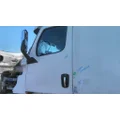 FREIGHTLINER CASCADIA 126 DOOR ASSEMBLY, FRONT thumbnail 1